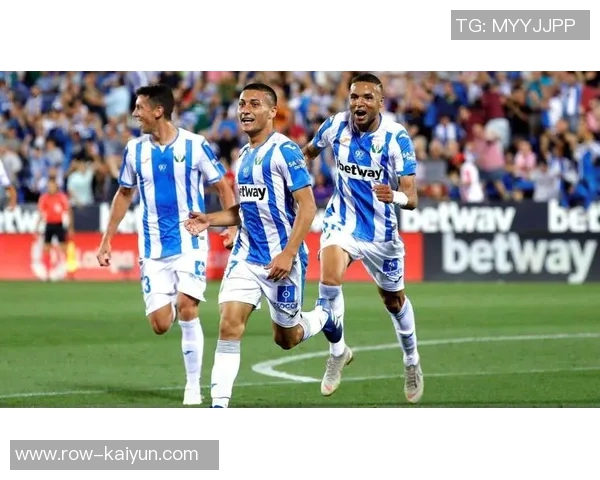 平均年龄仅24.28岁,对阿拉维斯巴萨排出联赛历史第三年轻首发 平均年龄仅24.28岁,对阿拉维斯巴萨排出联赛历史第三年轻首发